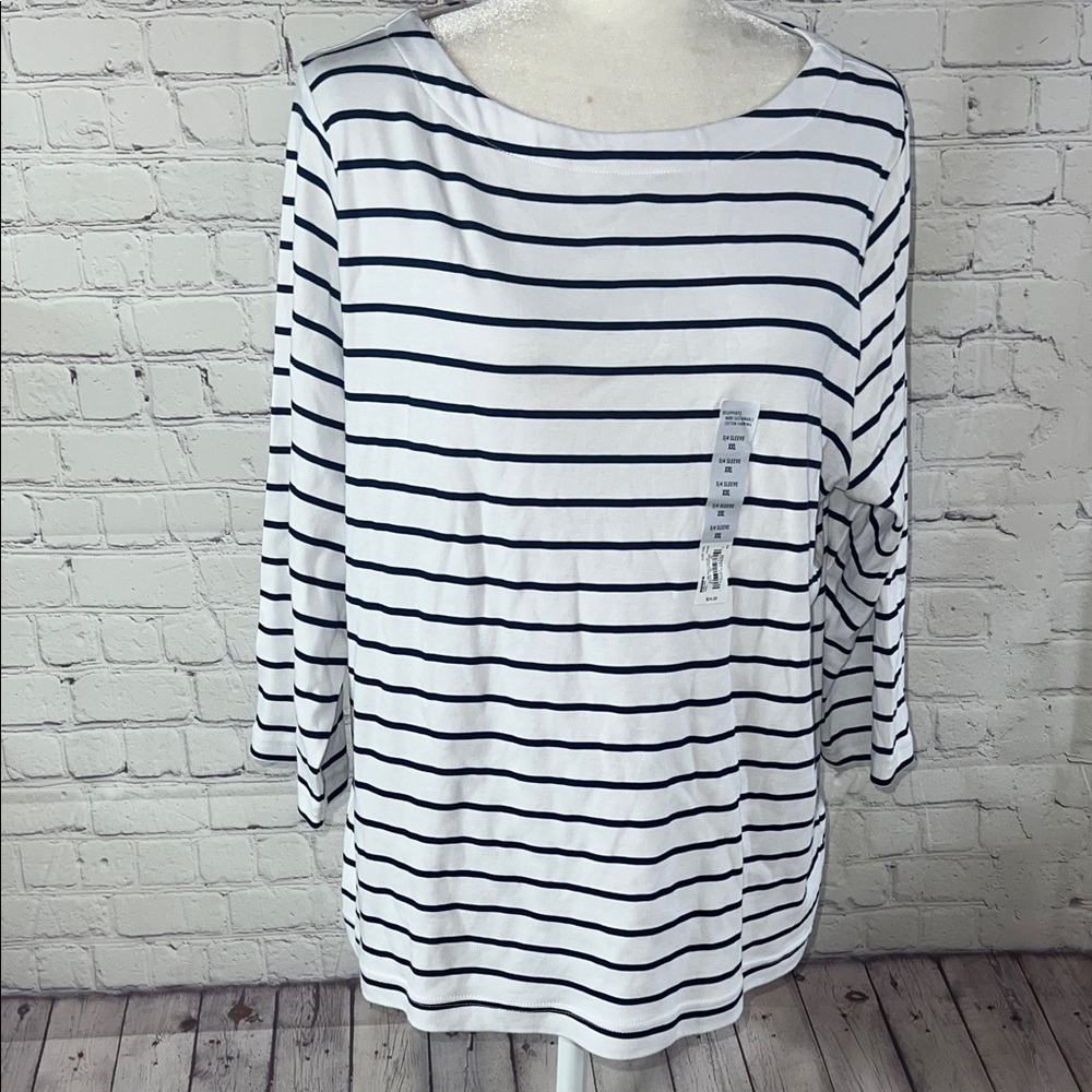 XXL Croft & Barrow boat neck Navy Striped Women's Top new with tags. 3/4 sleeve